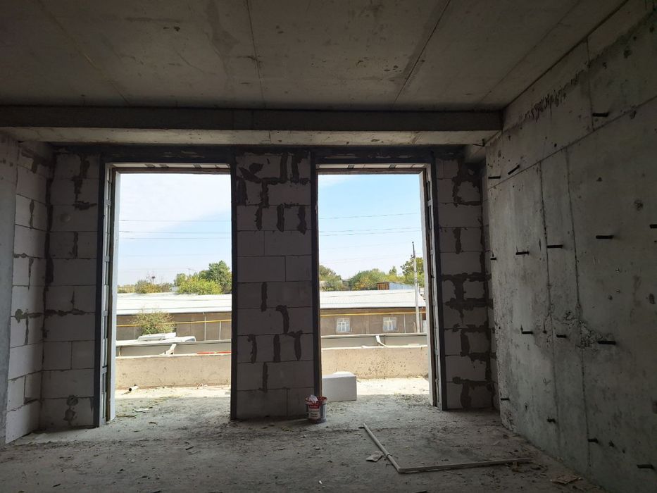 Navastroyka uy sotiladi