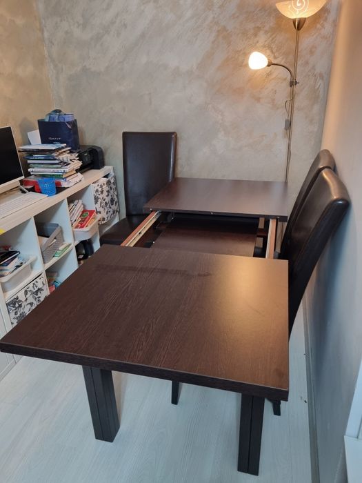 Masa Living / Sufragerie si 4 scaune piele