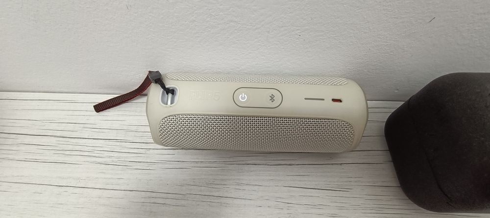 Boxa portabila jbl flip 5