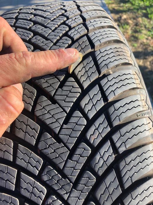 Anvelope iarna 205/60 R16
