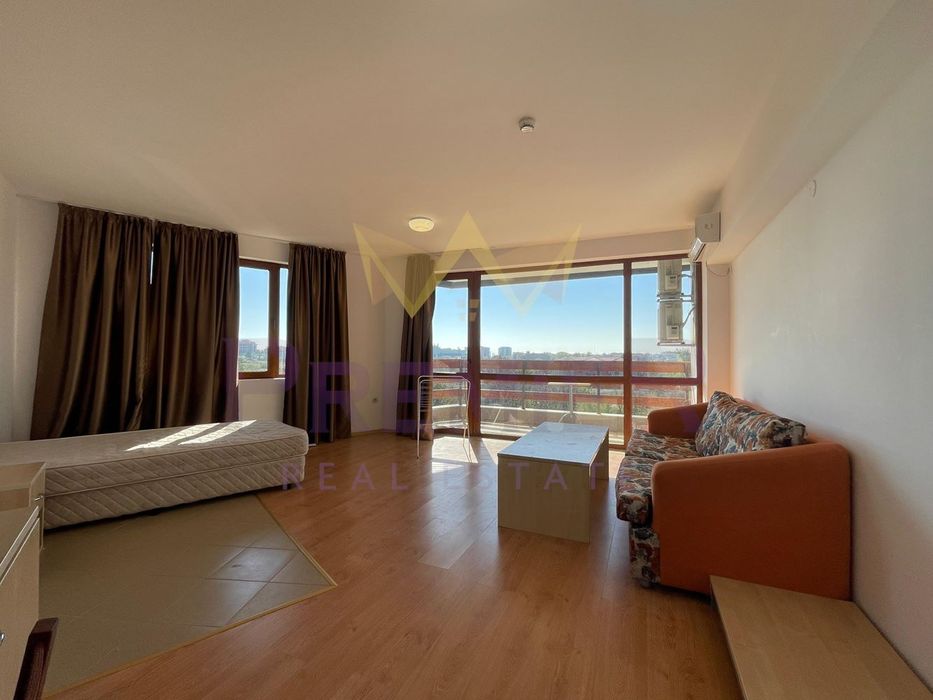 Продава се Тристаен апартамент в к.к. Слънчев бряг - 118 кв.м за 1170 €/кв.м - Снимка #2