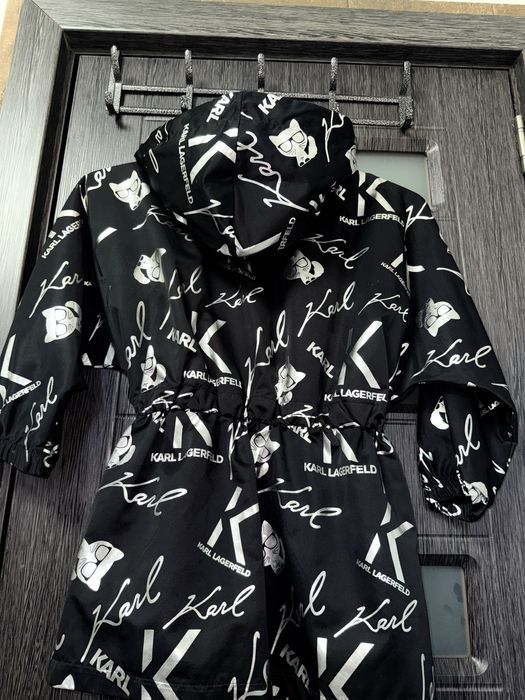 Яке(Karl Lagerfeld)