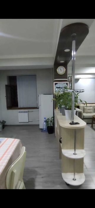 Ж.К Баураум 3 хона барча жихозлари билан