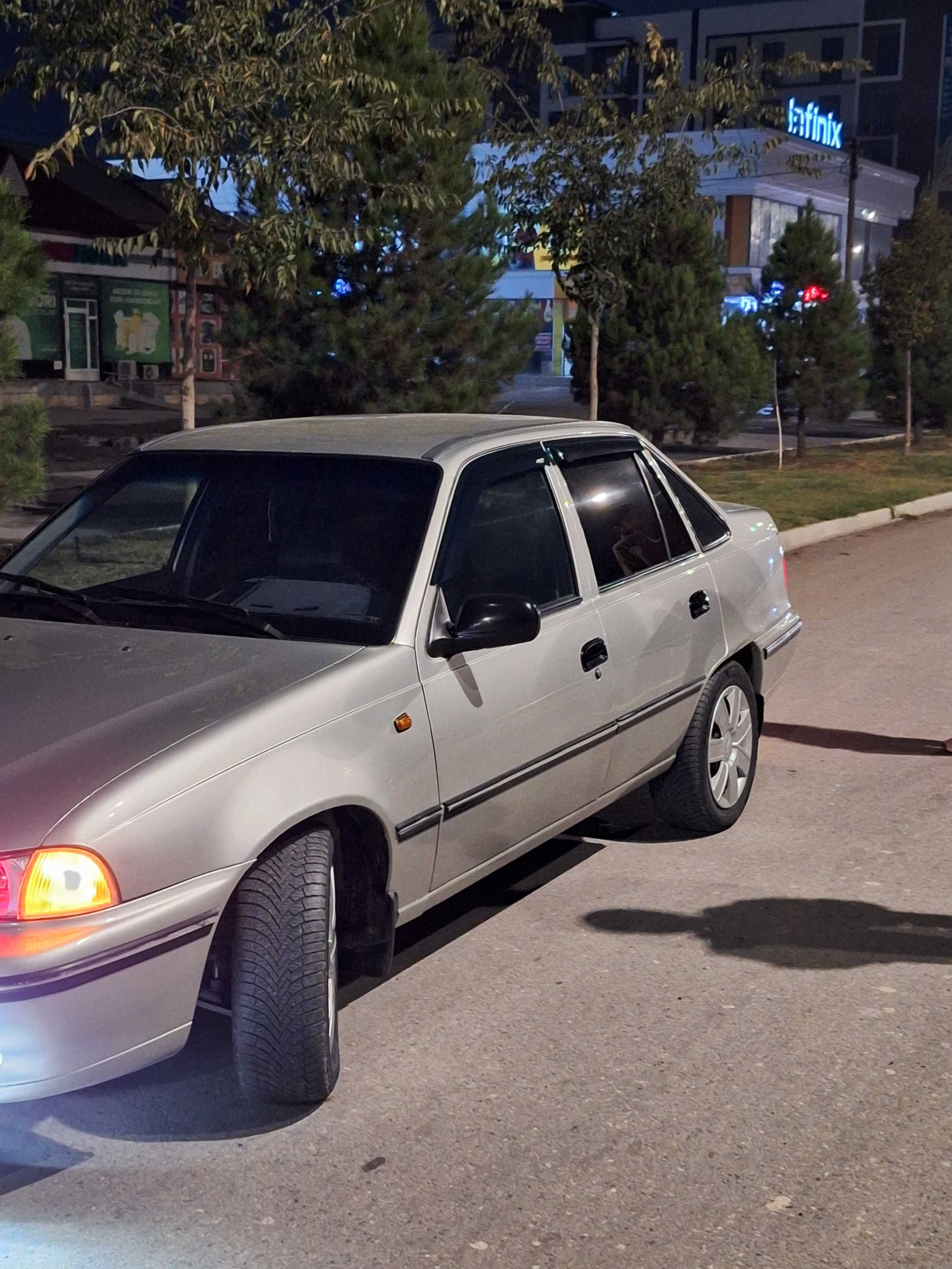 Nexia 1 dons Daewoo