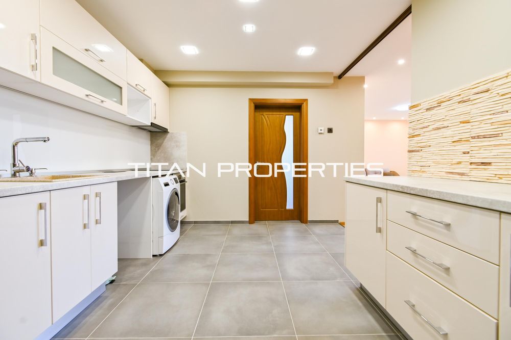 Продава се Тристаен апартамент в София, Люлин 8 - 100 кв.м за 3000 €/кв.м - Снимка #4