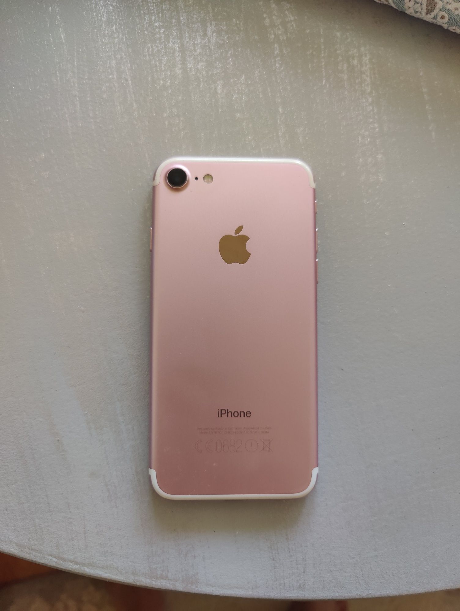 iPhone 7  32gb  roz