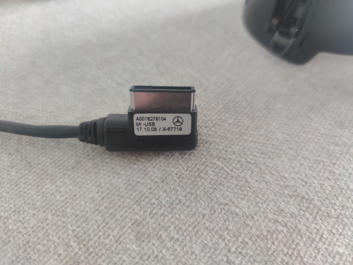 Mercedes w221 usb,aux кабели