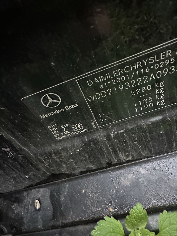 Преден капак Mercedes-benz CLS W219 мерцедес цлс в219 kapak preden