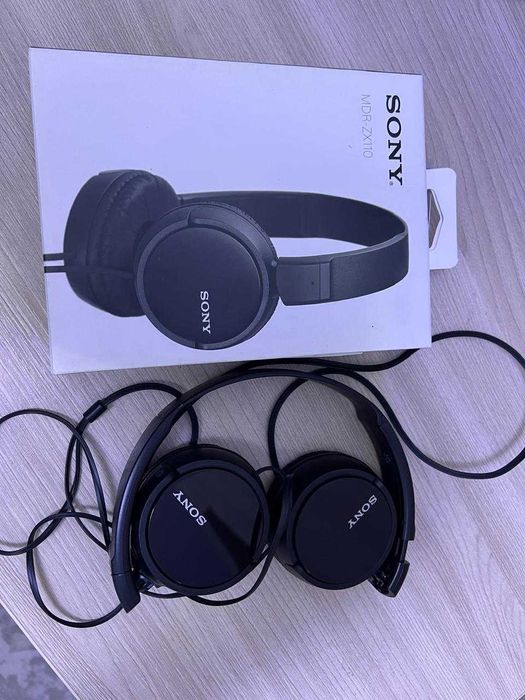 Наушники Sony MDR-ZX110