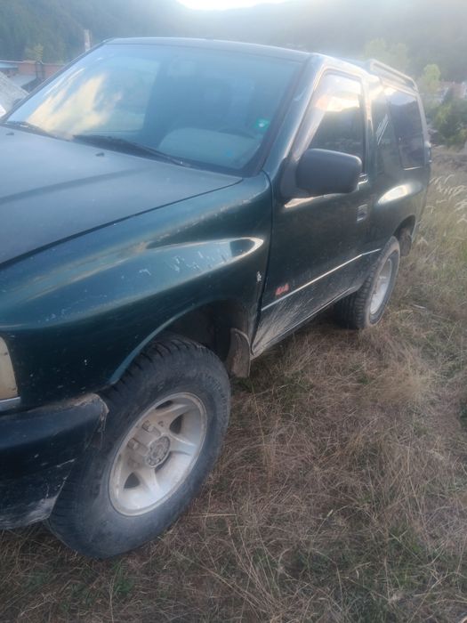 Опел Фронтера А спорт на части