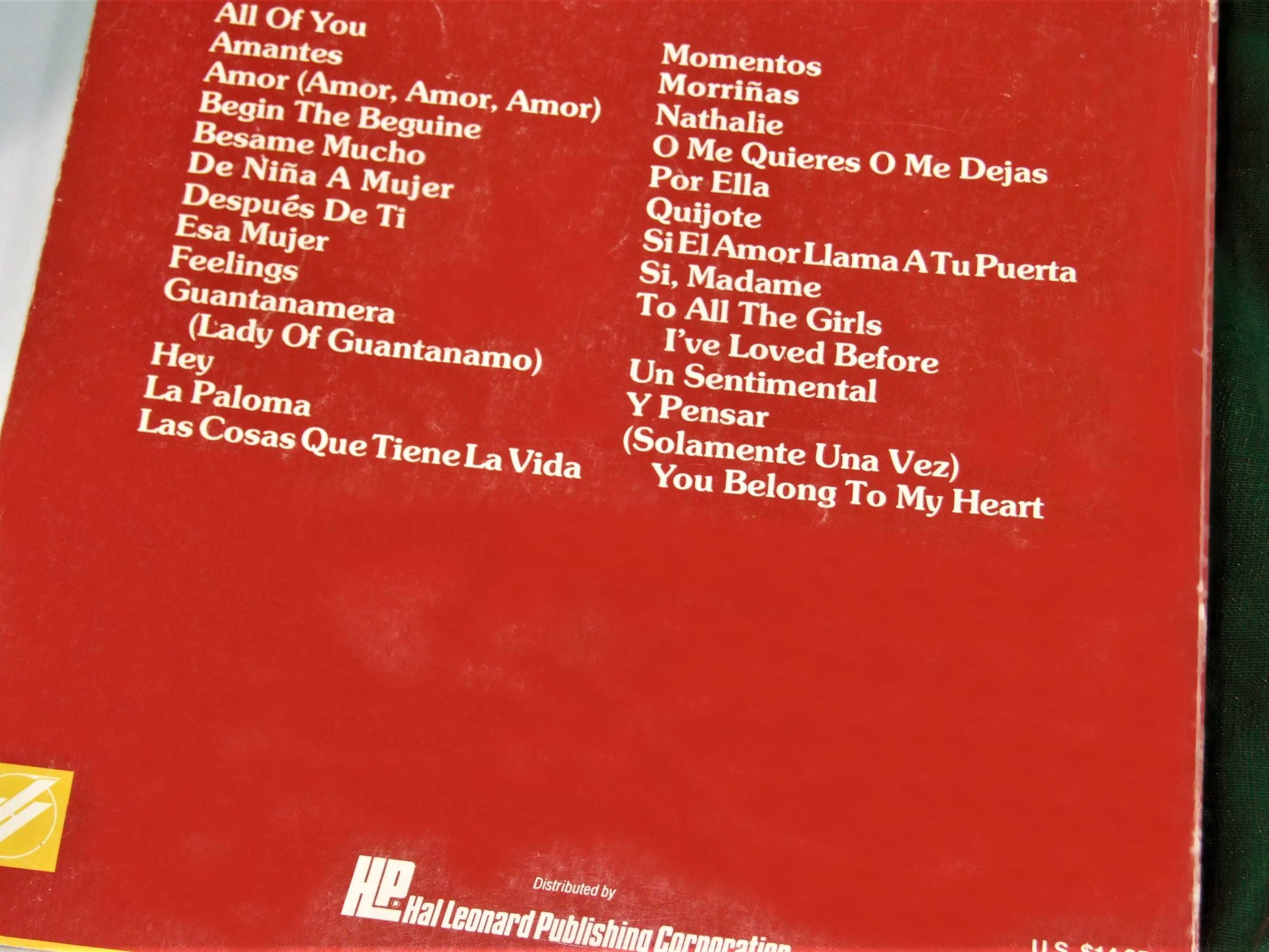 PARTITURI (2 Songbooks): Julio Iglesias si Bob Dylan, perfecta stare
