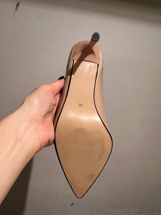 Дамски обувки на ток 38