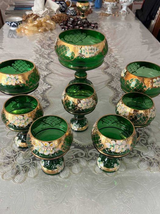 Багимские вазы зелёные