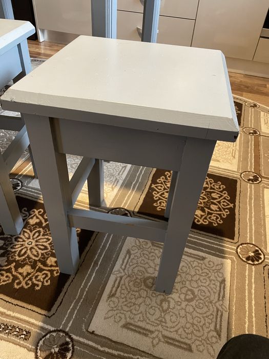 De vânzare masa bucatatie cu 4 scaune