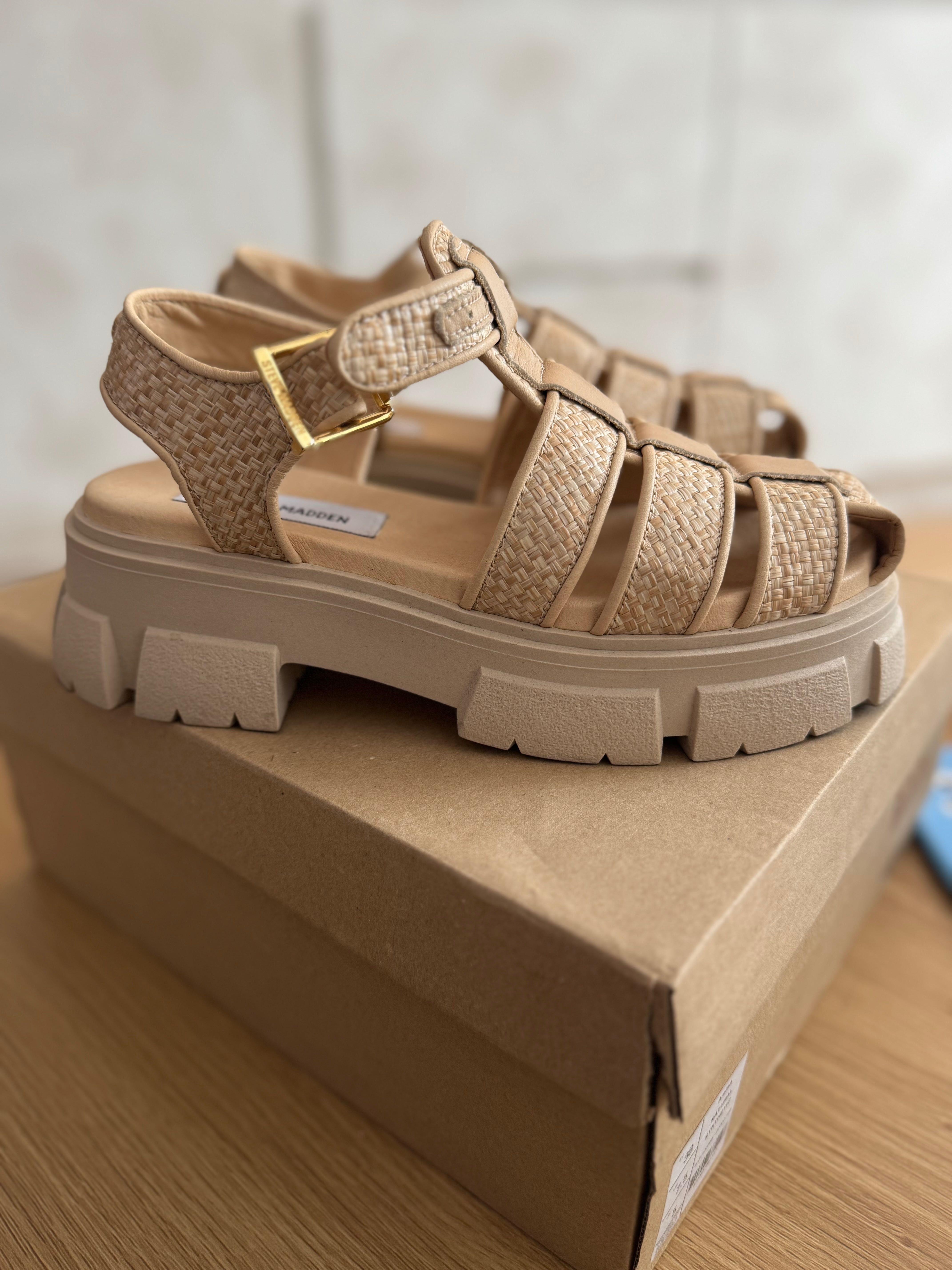 Сандали Steve Madden