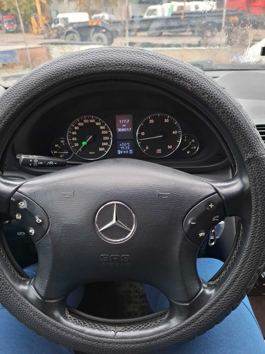 Mercedes-benz 270 cdi
