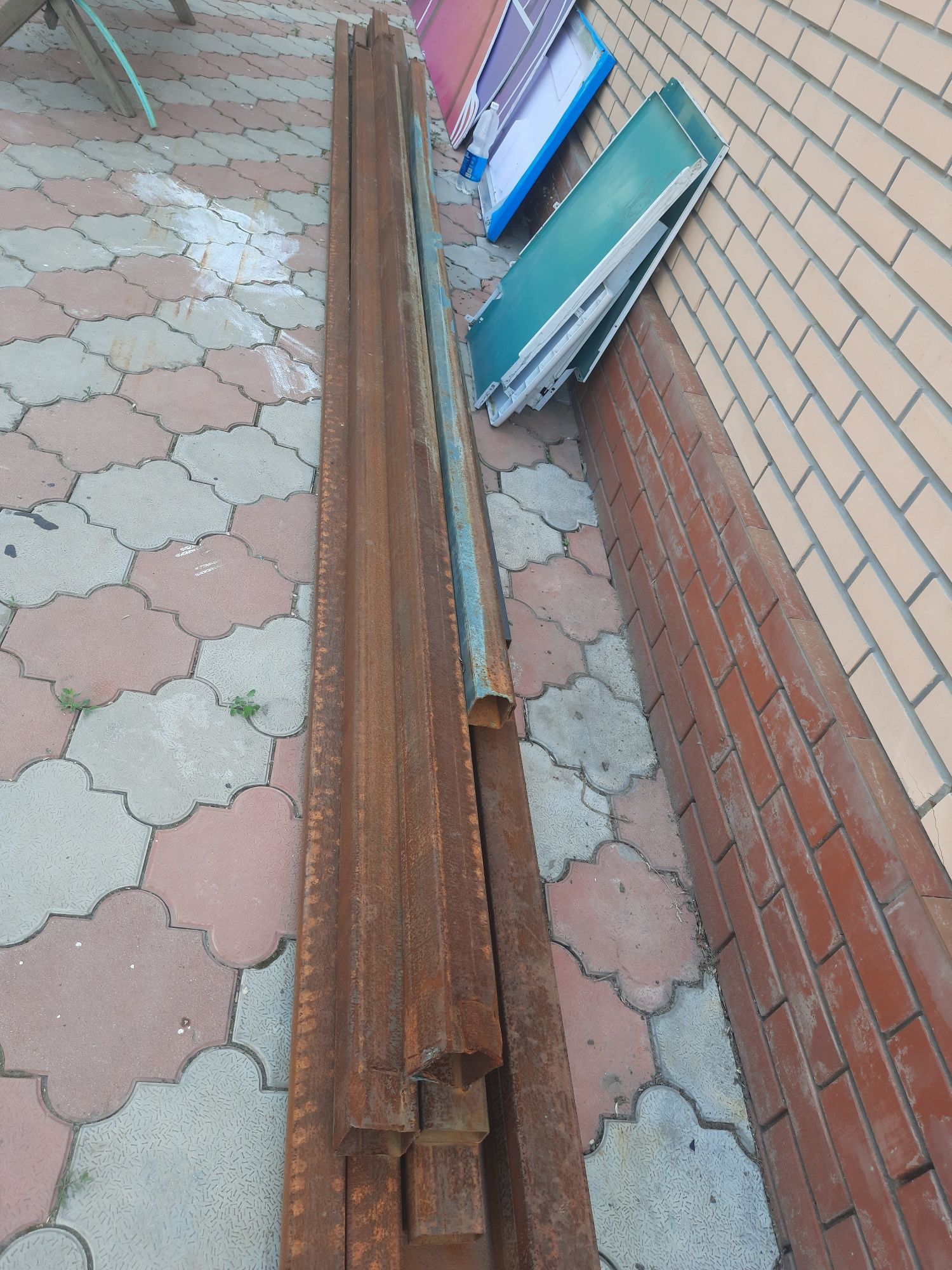 Продам профильные трубы
