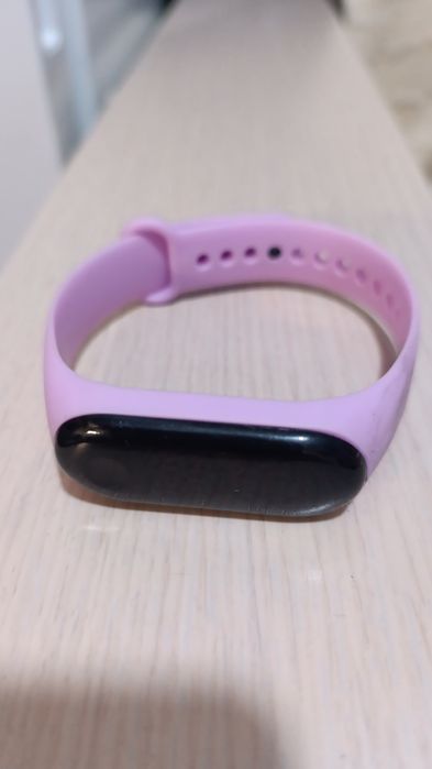 часы ксяоми Xiaomi Mi Smart Band 4