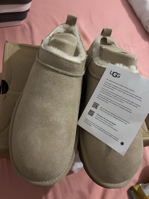 Ugg beige marimea 40