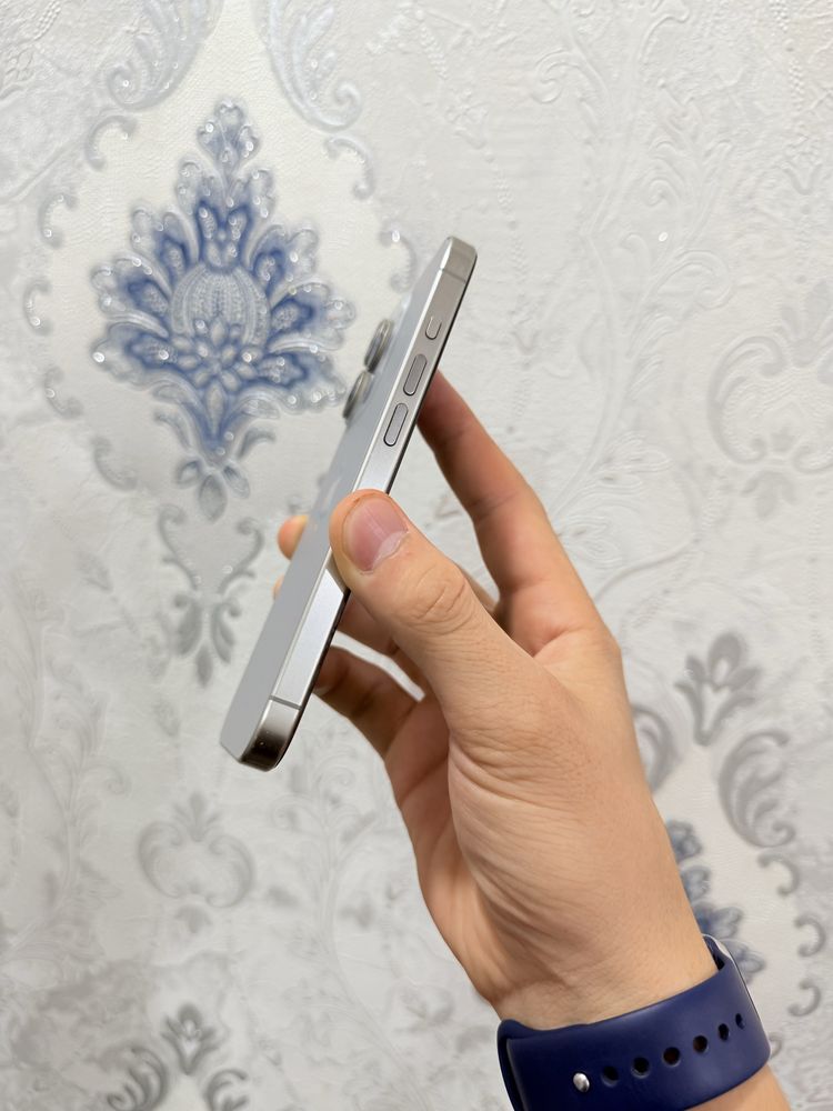 Iphone 15 pro 128Gb srochna