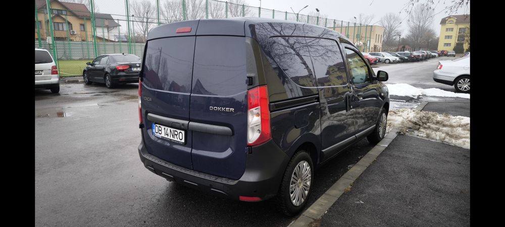 Vând DACIA Dokker