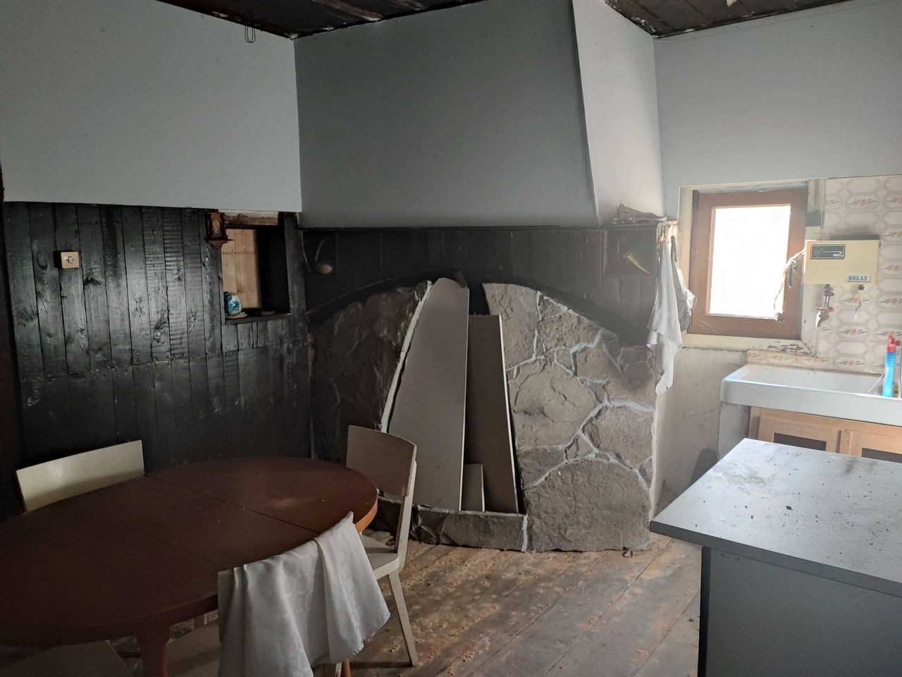 Продава се Къща в с. Купен, Област Габрово - 216 кв.м за 278 €/кв.м - Снимка #9