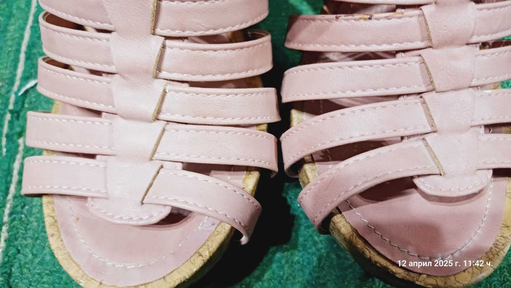 Розови обувки Go Jane Canada