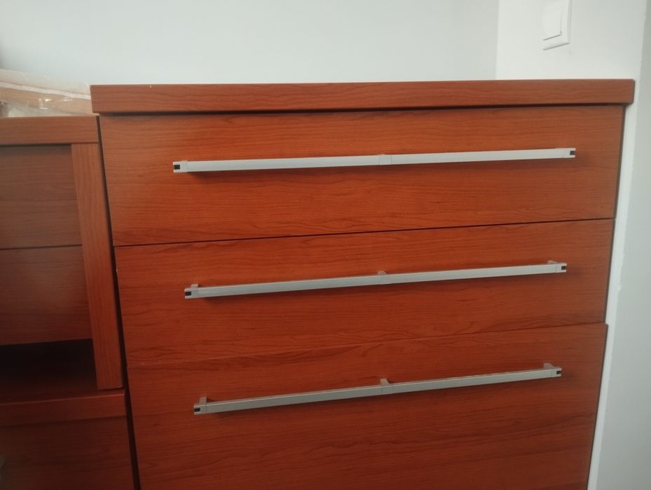 Спальный гарнитур