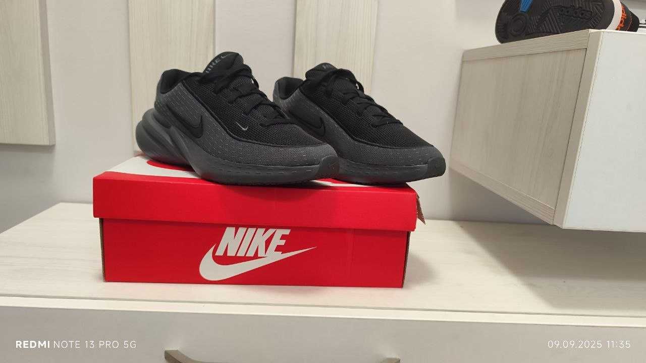 Маратонки Nike Uplift