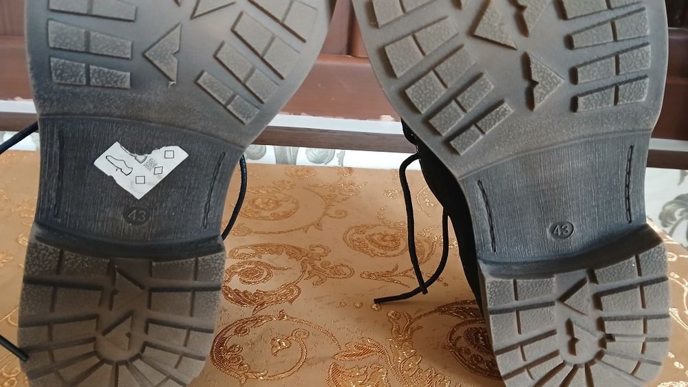 Мужские замщевые ботинки