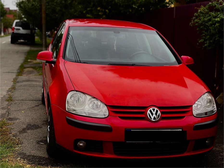 Vând VW Golf 5, benzină
