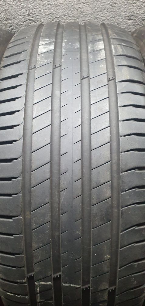 Michelin Latitude Sport3 235 50 R19