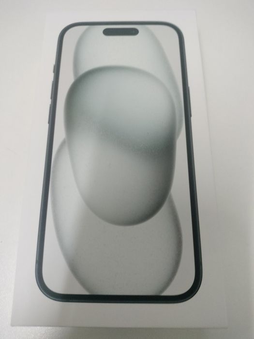 Vând  iPhone  15  5g