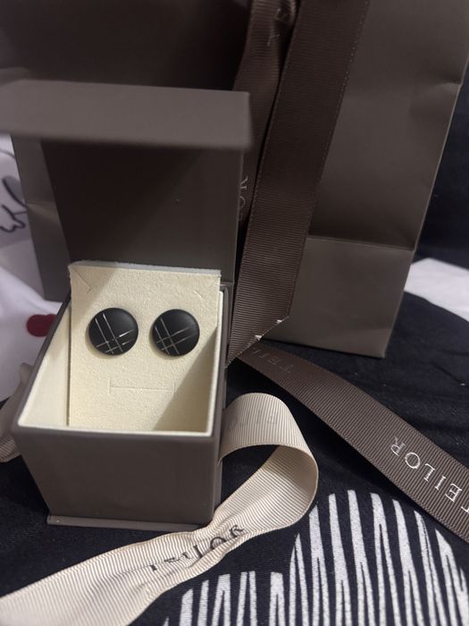 Butoni Teilor argint