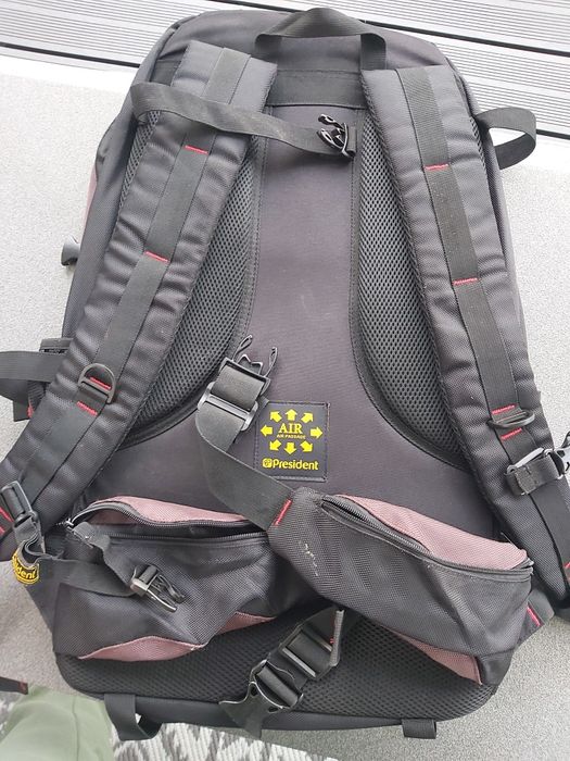 Vând rucsac President