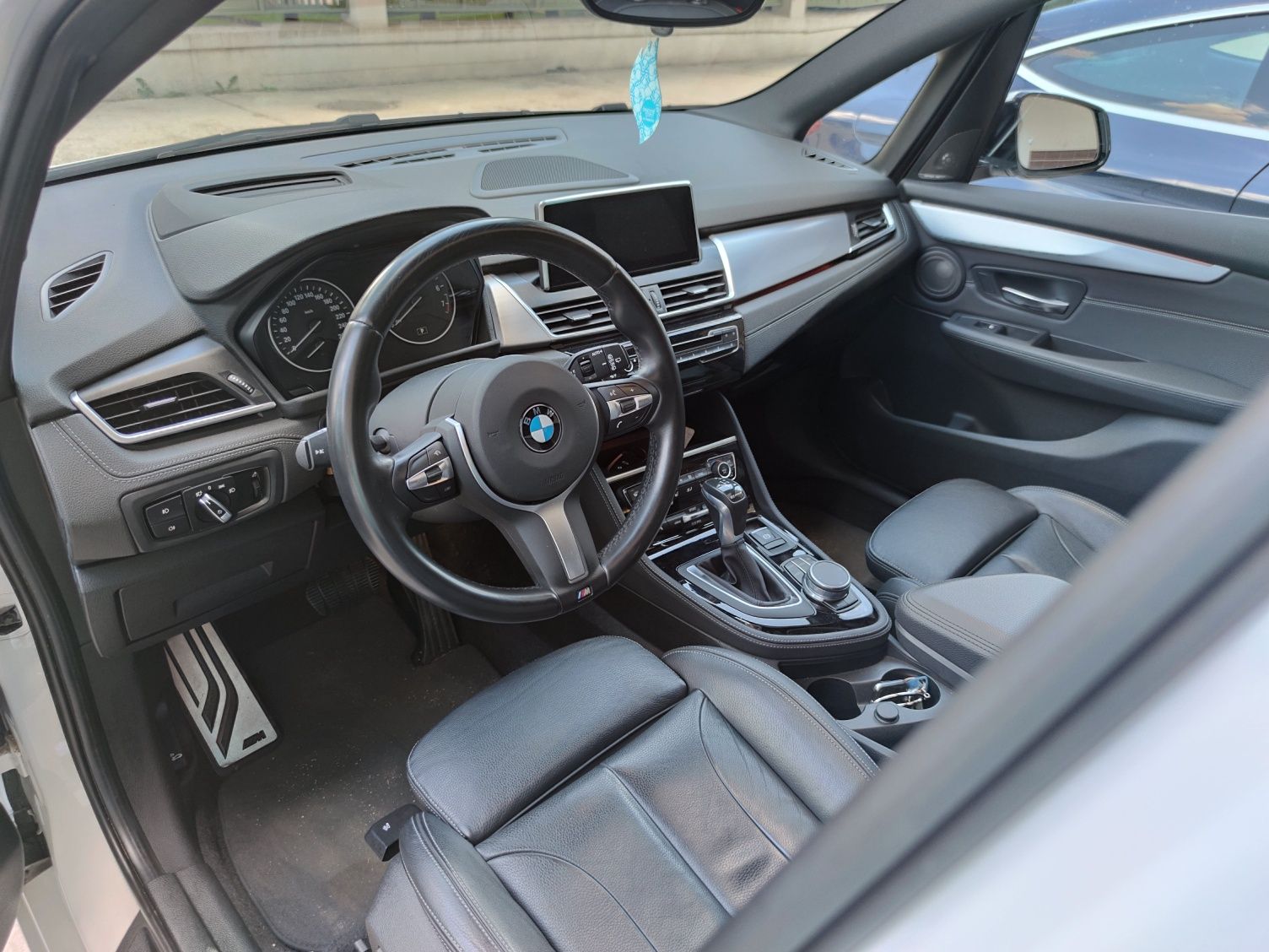 BMW 225xe PlugIn - Pachet M - Panoramic - Harman/Kardon