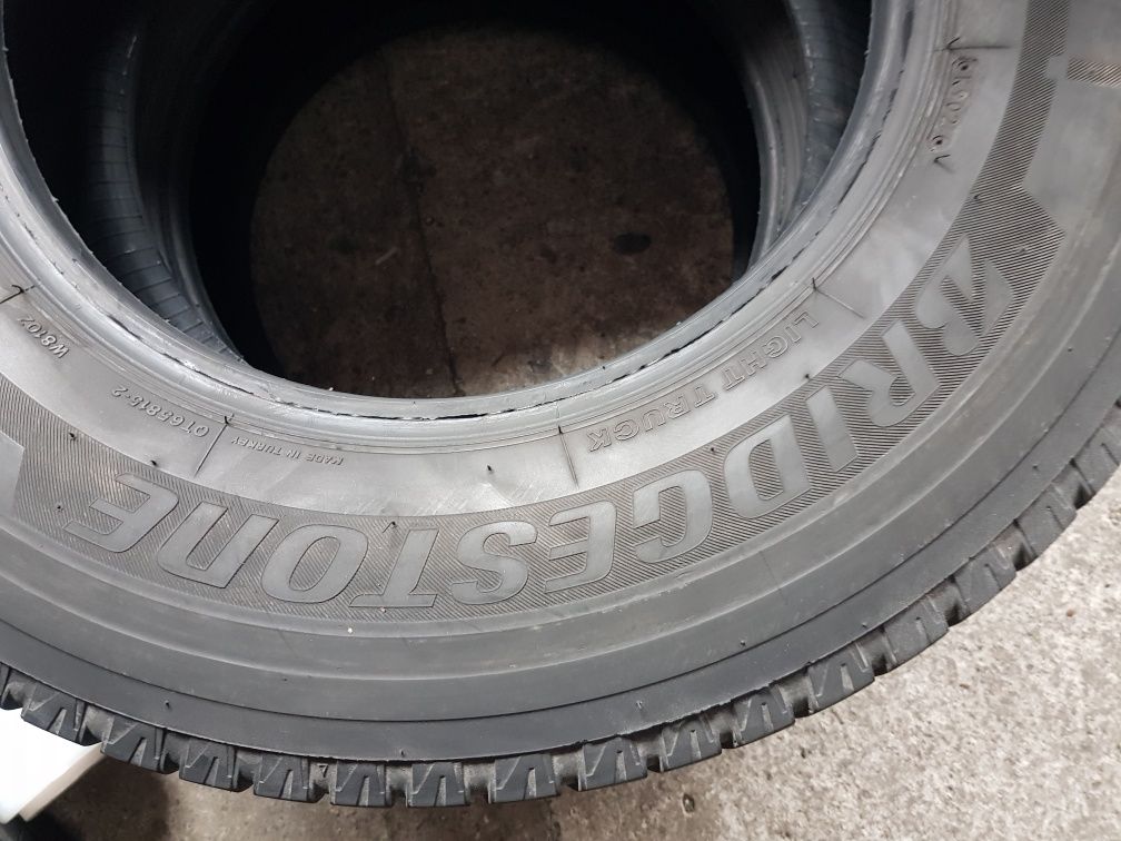 Bridgestone 225/75 R16 C 121/120R M+S iarnă