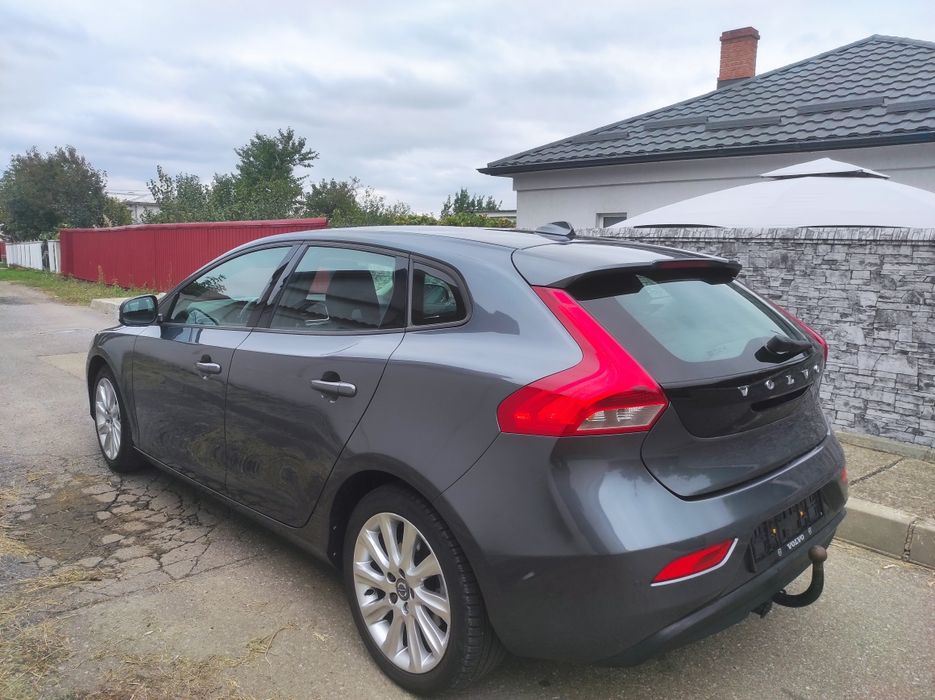 Volvo V40 D2 Kinetik  1.6 diesel.euro 5 115 cai ,an 2013
