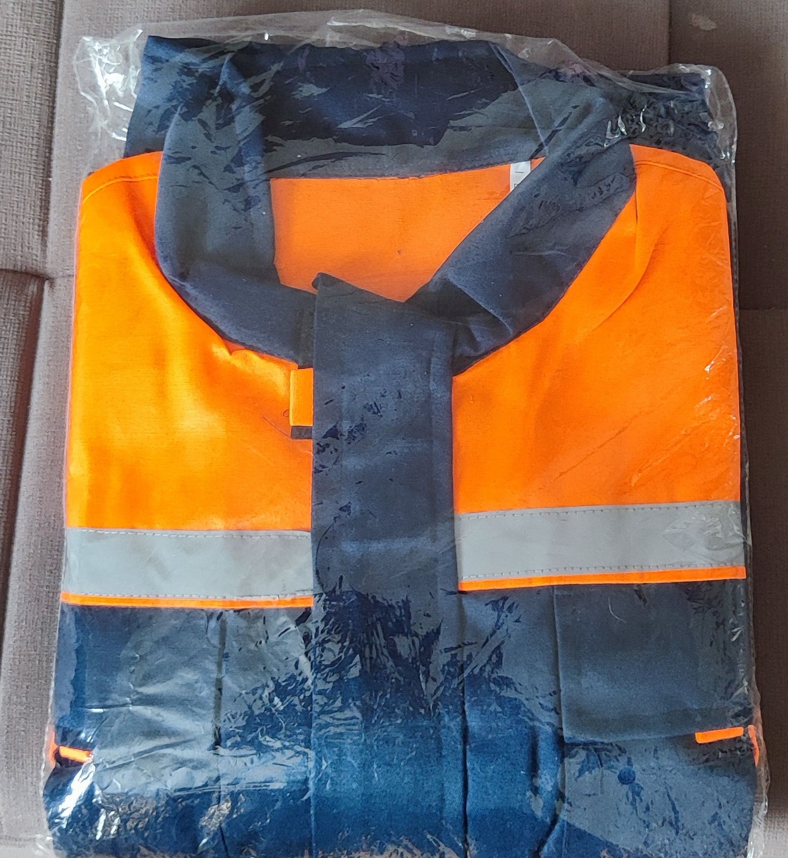 Продам спецодежду