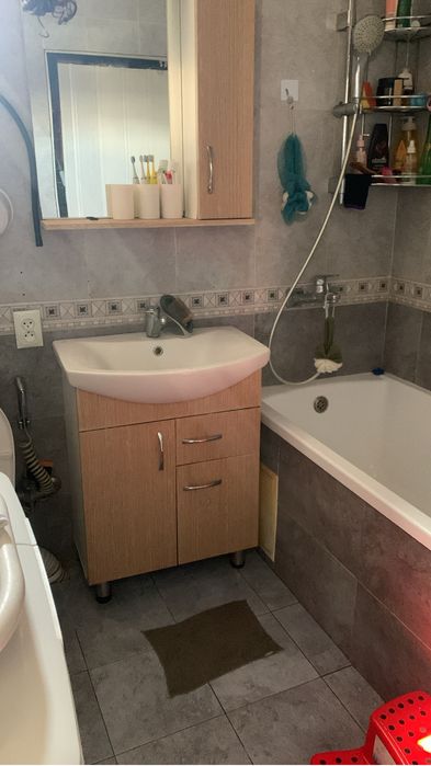 Мебель ванна и прихожую