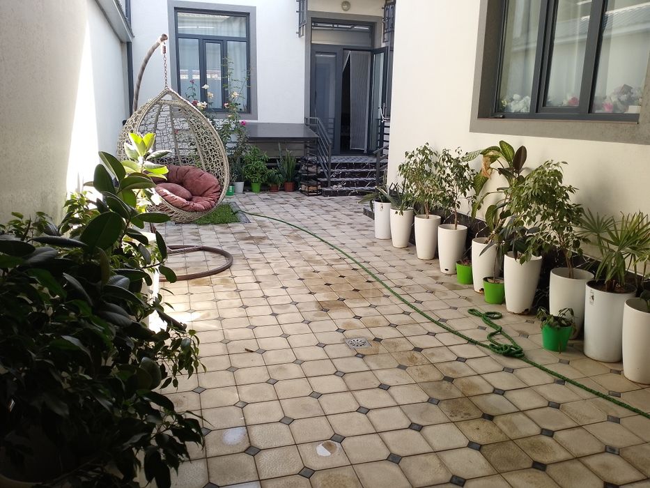 Қизларга ижара уй. Метро Толариқ. 2 та қиз ижарага қўямиз.