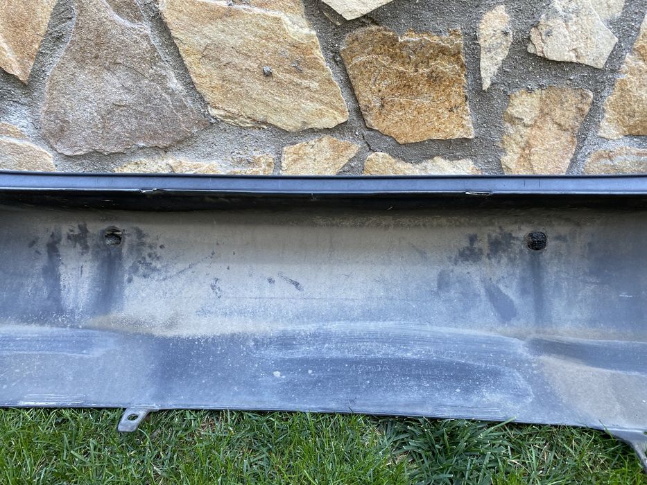 Броня задна за тойота корола версо от 2004г