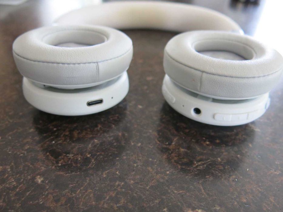 Безжични Bluetooth слушалки JBL Live 460NC, ANC