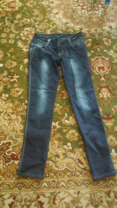Женские джинсы 30 размера
