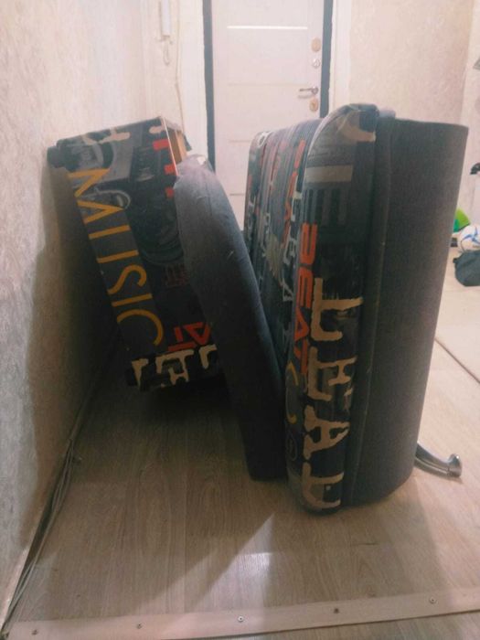 Продам срочно тахту