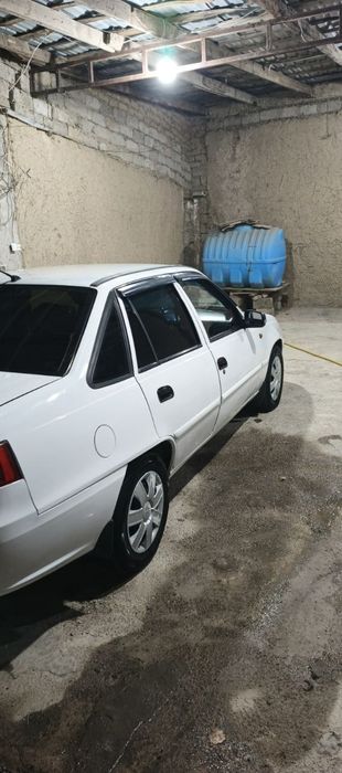 Нексия 2 сотилади срочно