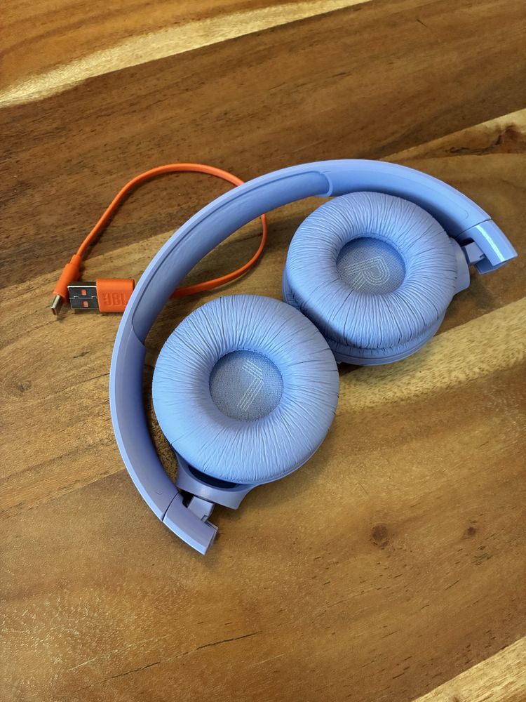Безжични слушалки JBL