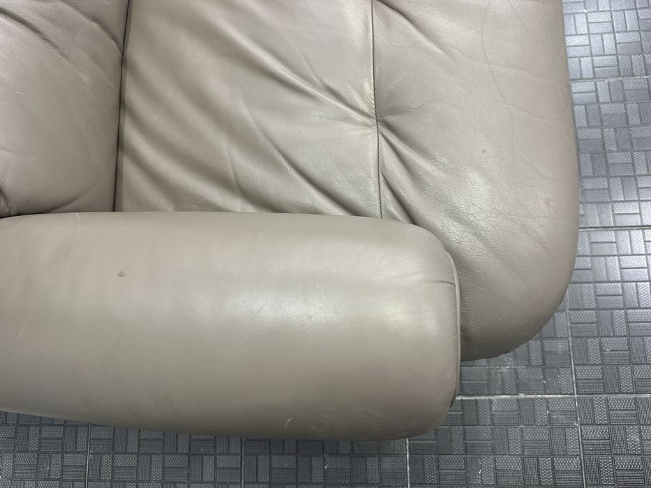 Диван естествена кожа Честърфийлд