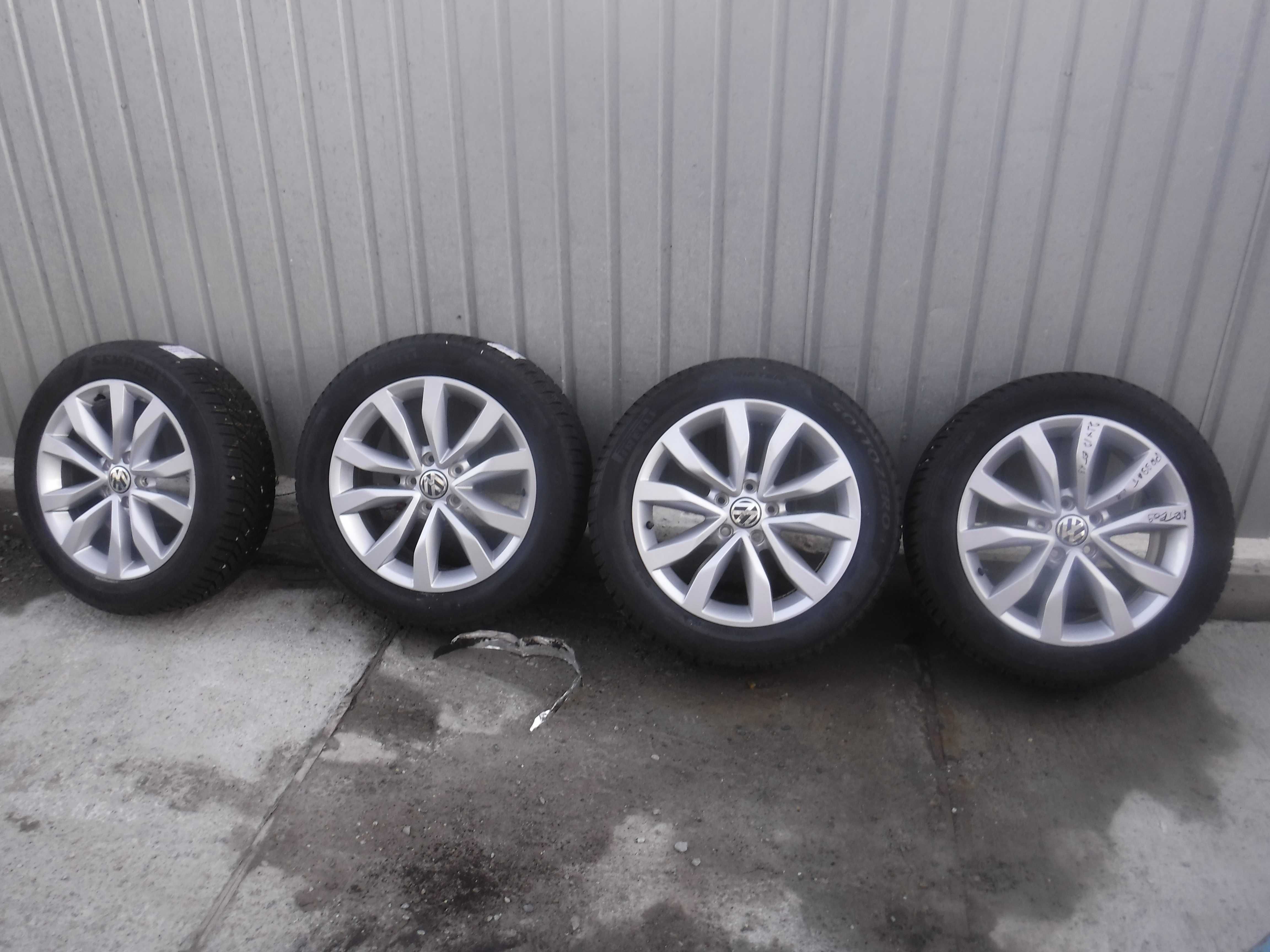 Jante VW Beetle 215 55 17 iarna Pirelli si SEMPERIT