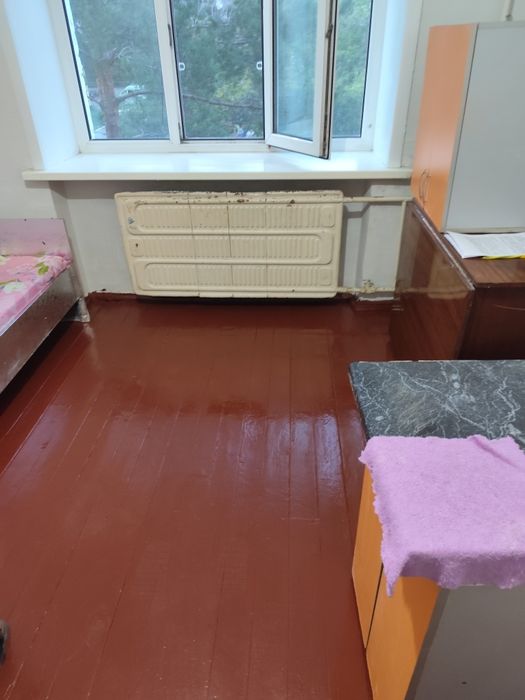 Продам комнату на толстого возле правита